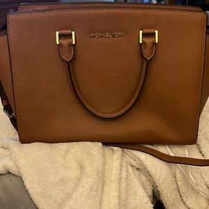 Michael Kors crossbody bag